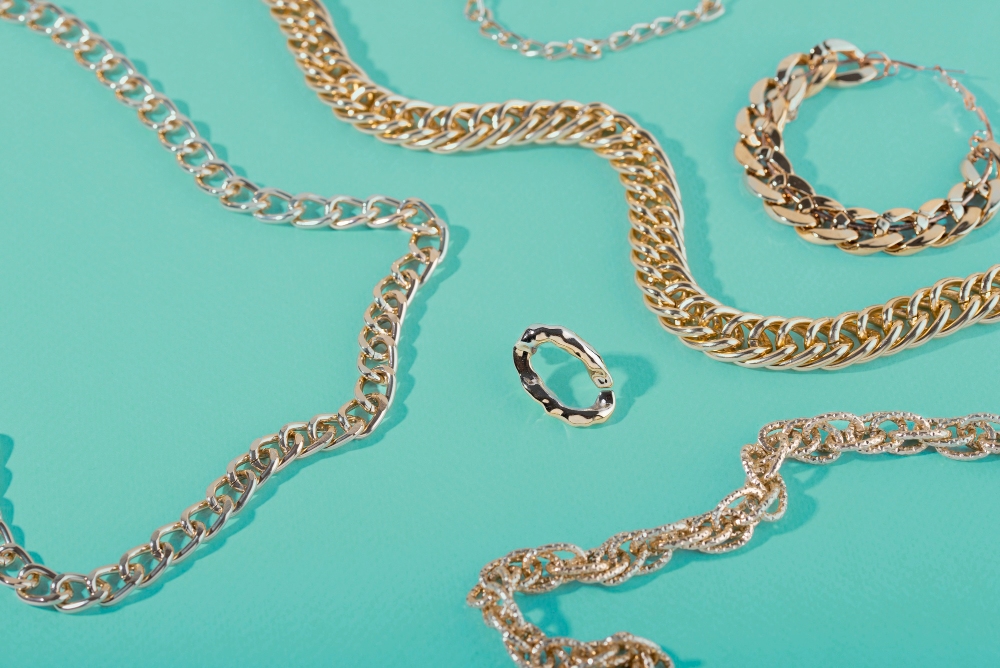Tips for Selling Broken Gold Jewelry for Cash