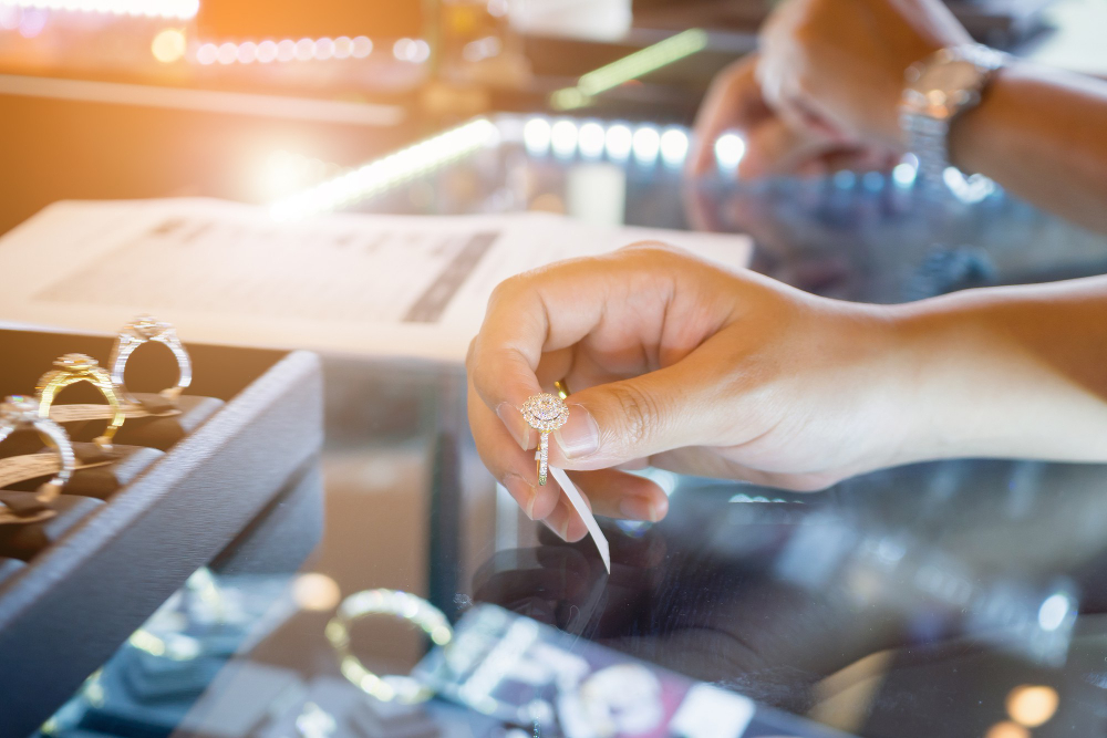 How Do Pawn Shops Work in Florida? A Local’s Guide to Buying and Selling