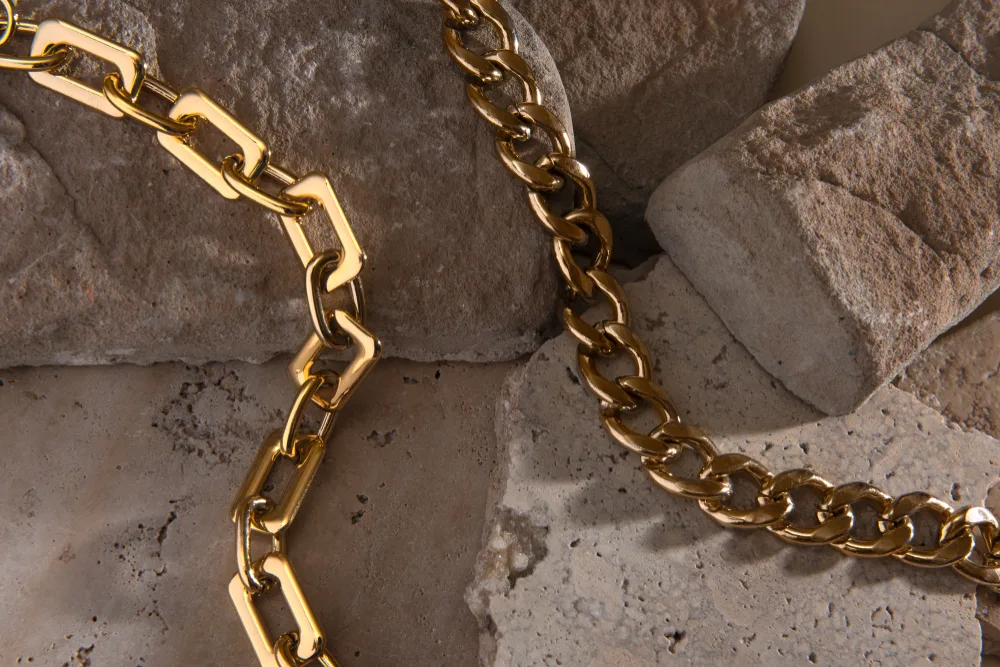 How to Turn Your Gold Jewelry Into Cash